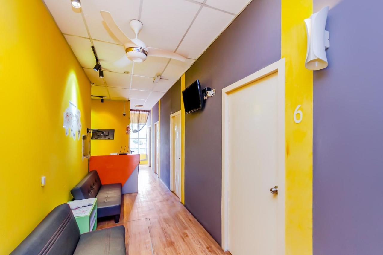 Spot On 89816 Warm Blanket Hotel Johor Bahru Exterior photo