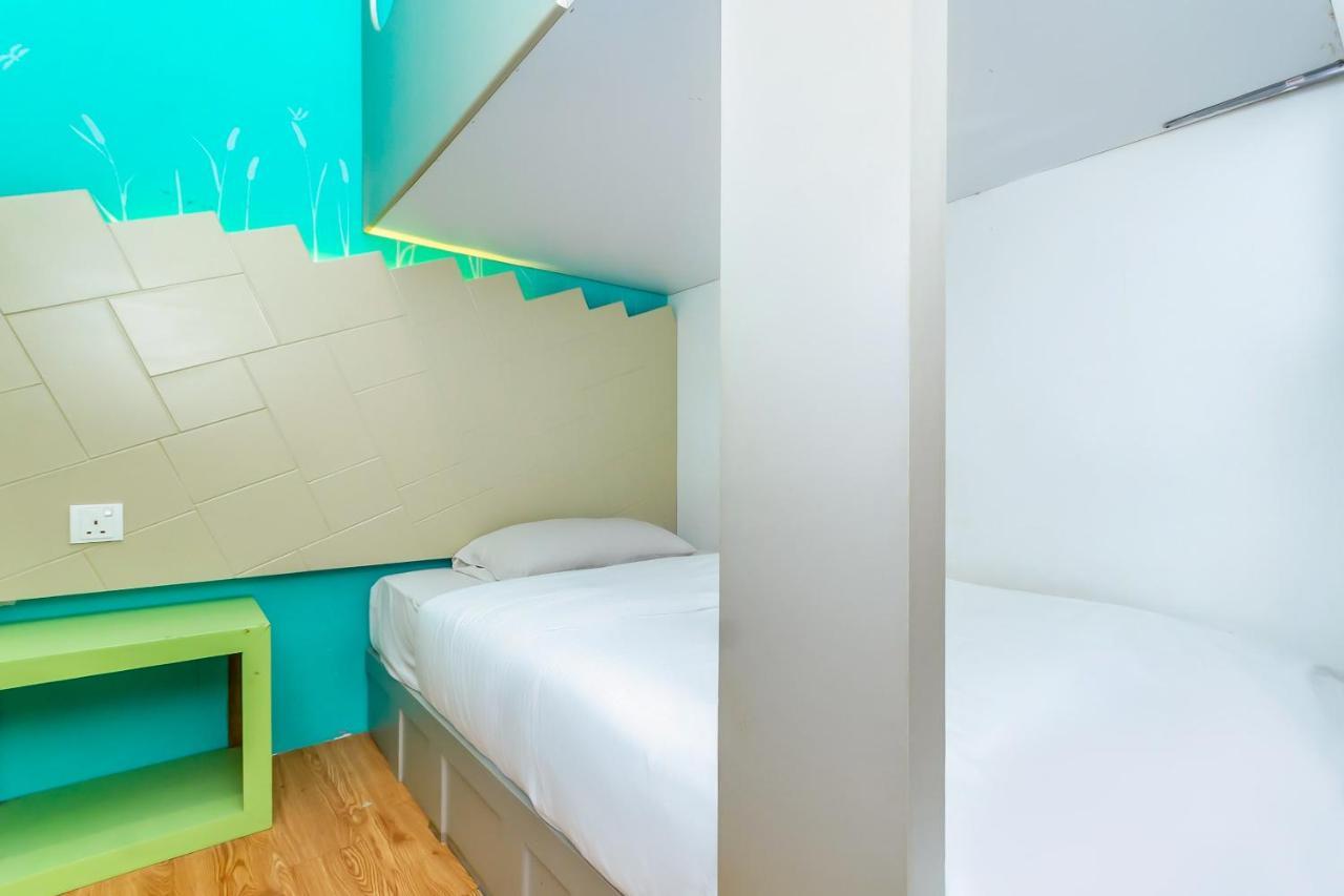 Spot On 89816 Warm Blanket Hotel Johor Bahru Exterior photo