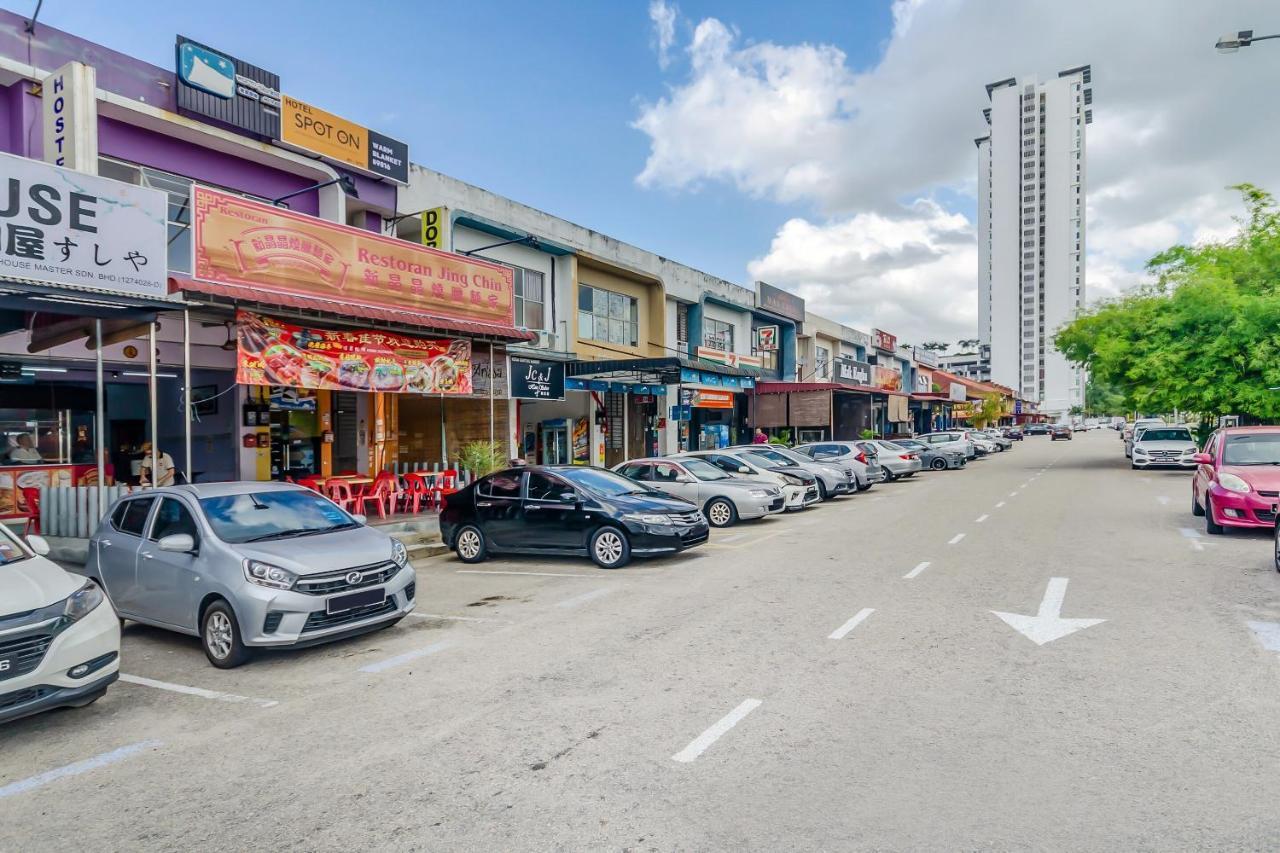 Spot On 89816 Warm Blanket Hotel Johor Bahru Exterior photo